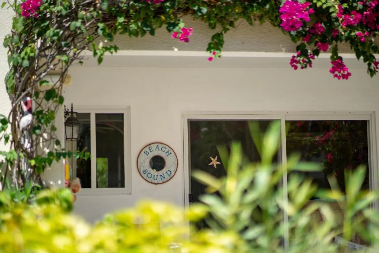 Antigua Village Beach Resort Dickenson Bay 3*,