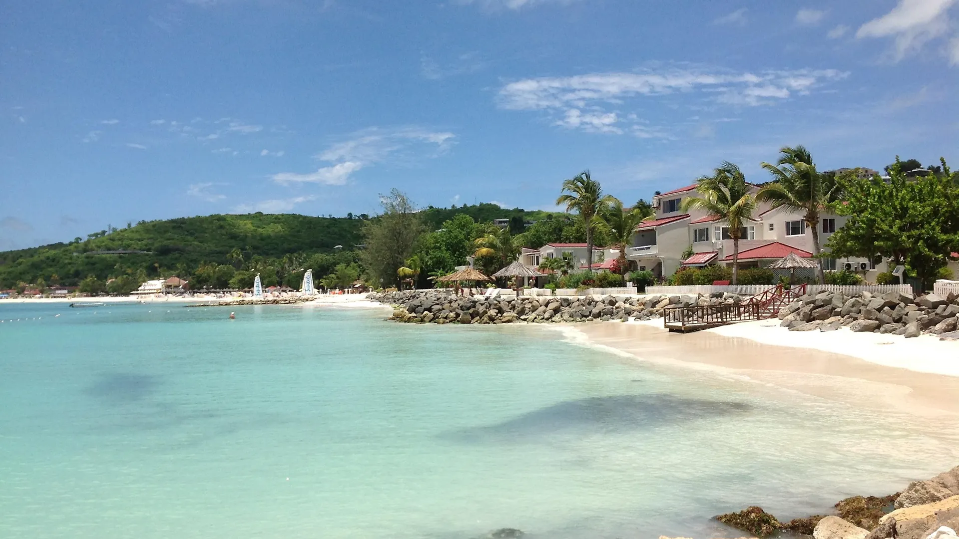 Antigua Village Beach Resort Dickenson Bay 3*,